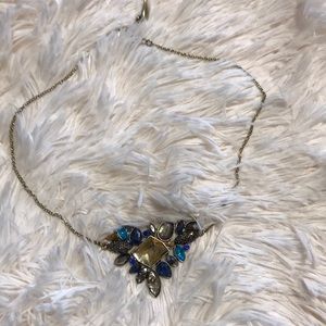 Jeweled costume necklace💎